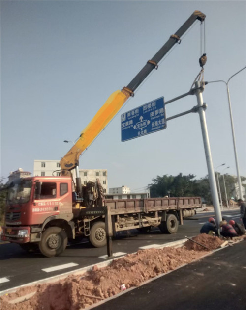 克东县设备吊装租赁吊车要用多大吊车